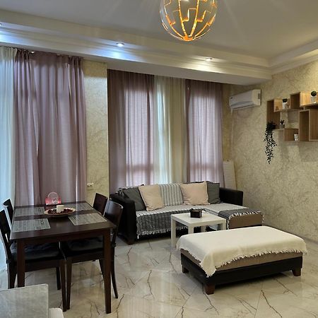 Rustaveli Apartment 113 Kutaisi Zewnętrze zdjęcie