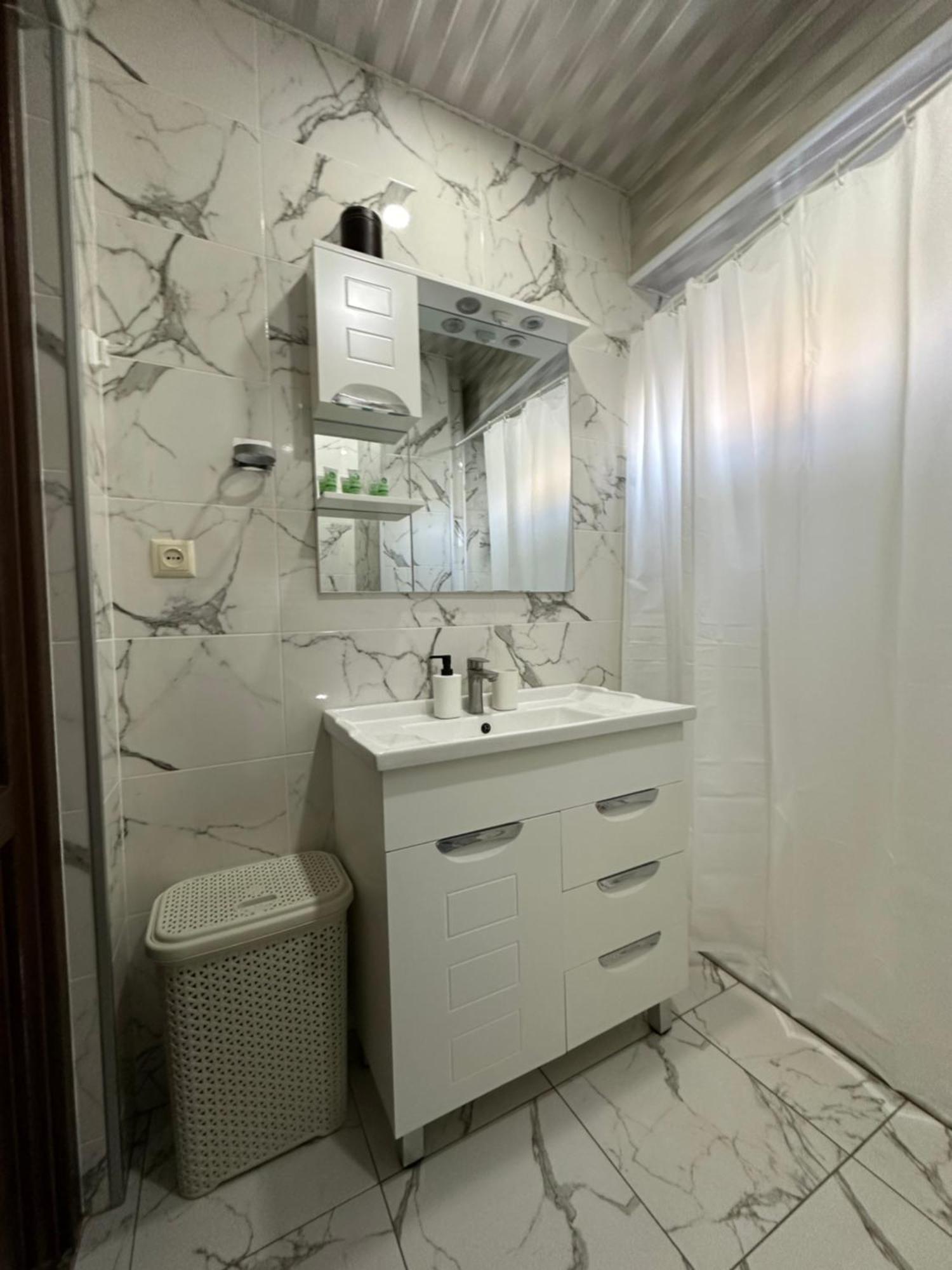 Rustaveli Apartment 113 Kutaisi Zewnętrze zdjęcie